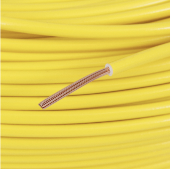 Detalhe da etiqueta técnica do cabo flexível amarelo 2,5mm Cobrecom 750V.
