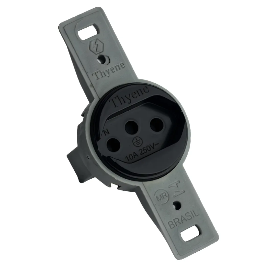TOMADA CONDULETE 2P + T 10A PRETO THYENE